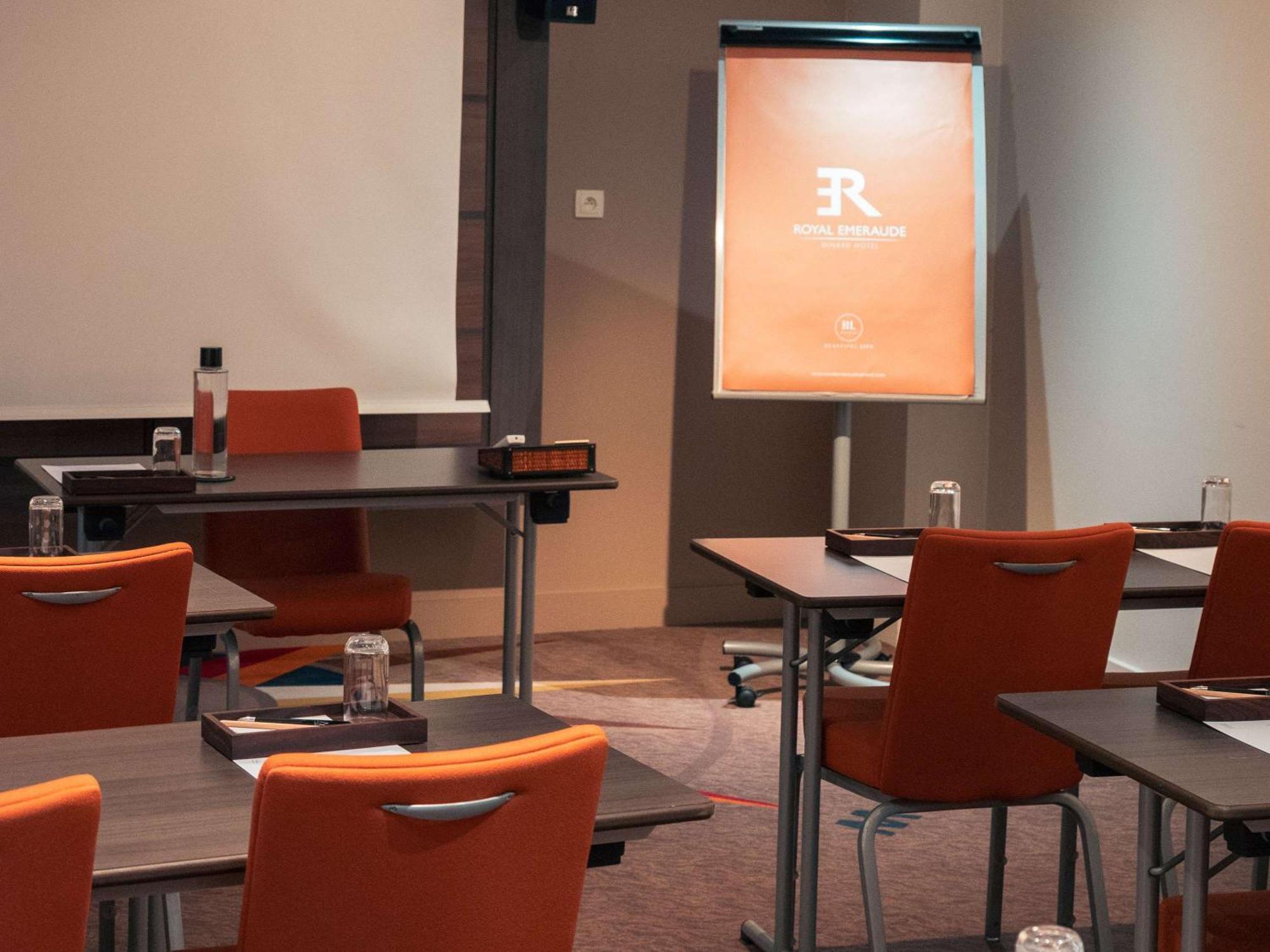 Royal Emeraude - Mgallery Collection Hotel 4*